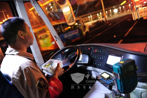 变形金刚2原是宇通制造？