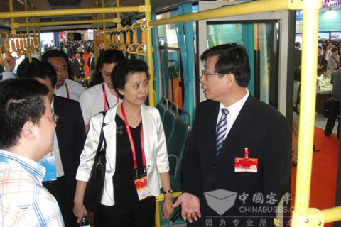 常隆新能源客车深圳高交会上受好评