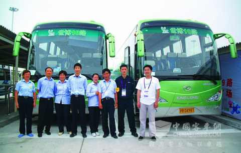 大金龙售后服务团队全力保障世博专线车稳定运行