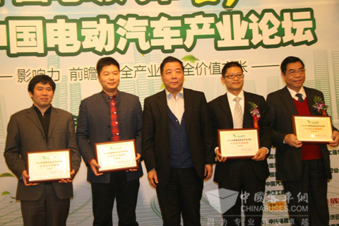 福田欧V客车获得“年度技术创新奖”