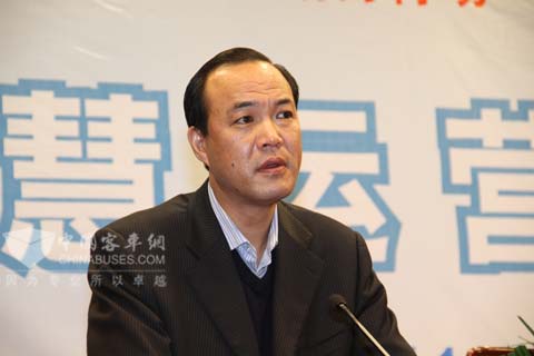 贵州省遵义汽车运输集团有限公司董事长简书刚