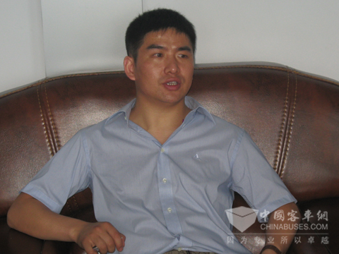 陕汽通家清徐4S店负责人 王温光