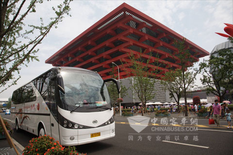 安凯纯电动车服务世博会