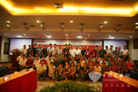 2011安凯服务年合影留念