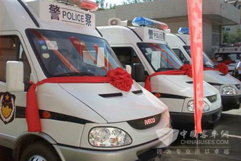 依维柯巡回审判车