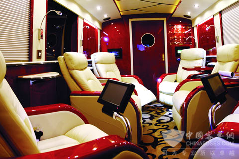 斯堪尼亚海格豪华客车休息区