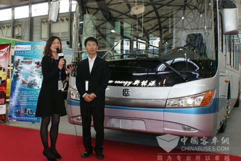 品牌文化部李笃生部长接受上海电视台采访