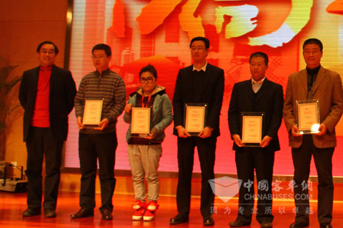 宇通获得2012年度新能源客车推荐车型