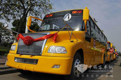 安徽天长采购90辆宇通专用校车