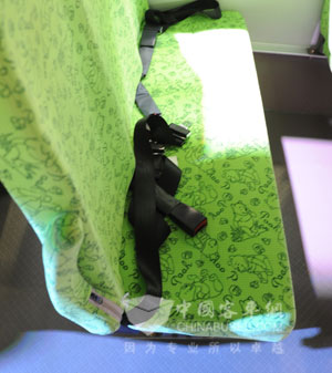 海格智慧安全校车的软装扶手