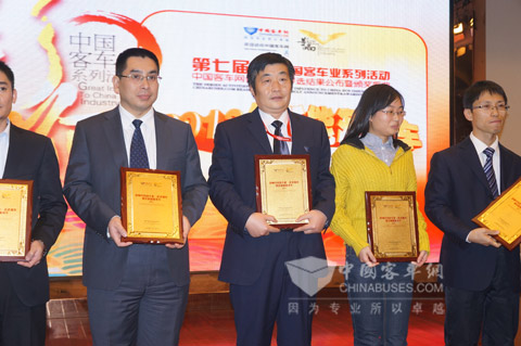 扬子江新能源客车第七届,影响中国客车业再获殊荣