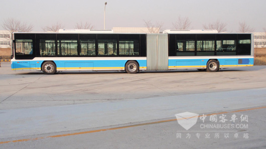 目前国内体积最大的纯电动公交车