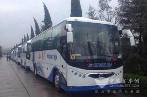 西沃700i系列客车