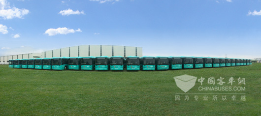 400辆金龙客车交付深圳西部公汽