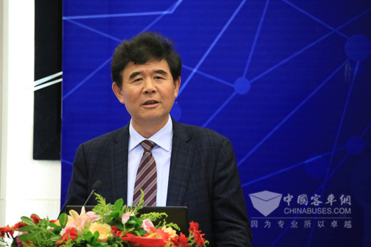 中国汽车技术研究中心主任赵航