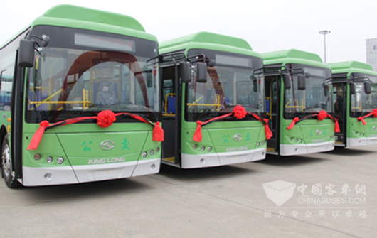 大金龙纯电动公交