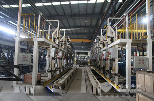 全自动数控合装机