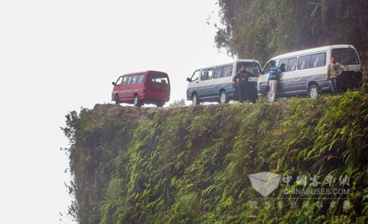 “死亡之路”——北央葛斯公路