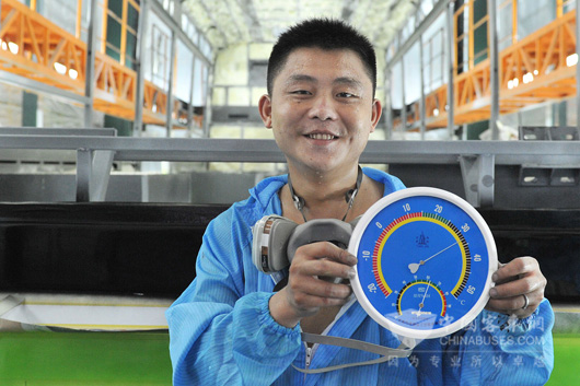 高温一线时代电动喷涂工-(图2)