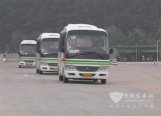 宇通纯电动公交车