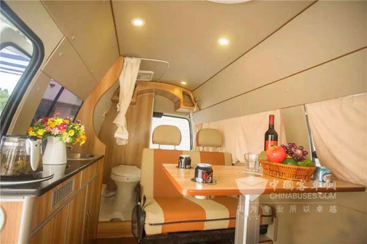 金旅海狮房车来啦