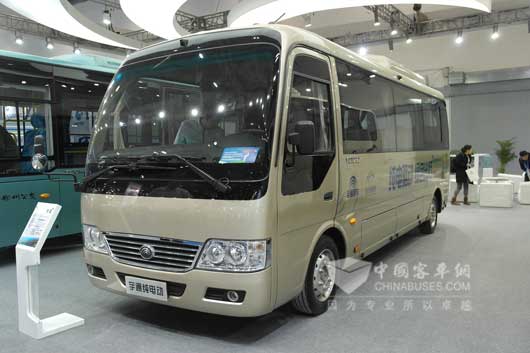 宇通E7纯电动客车