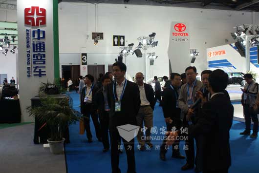 首发新车 中通出击2015新能源汽车成果展