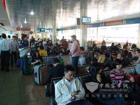 紧张的春运已经逐步拉开了序幕