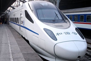 京津高铁已开通一年半 大巴客流直降36.8%