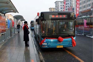 以BRT为鉴，健全公交优先的决策机制