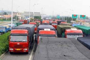 公路回归公益是解大堵车根本之道