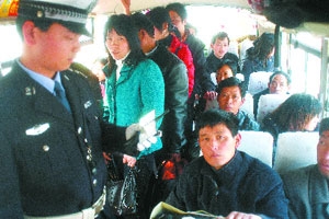 “社会性超载”加剧客运超载治理难度