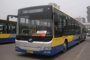 北京3600辆无障碍公交车投入运营