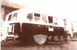 我国早期的公交车
