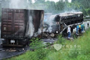 追本溯源 探究轮胎爆胎解决之道