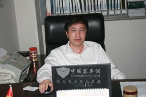 平静面对燃气客车 莫设心理“高门槛”