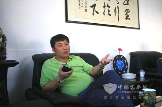 上海弘茂汽车租赁有限公司董事长俞敏庆先生