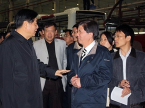 福建省省委副书记于广洲视察大金龙