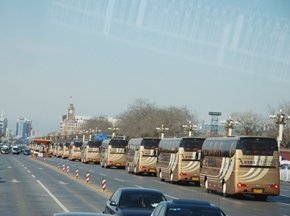 又一次完美落幕  金旅客车再次圆满完成“两会”使命