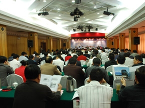 道协会长姚明德：推广大容量公路客车是生产力发展的必然要求