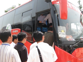 中通客车行至江苏 众嘉宾畅谈科技节能