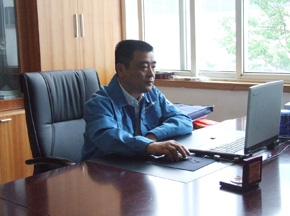 百路佳董事长荣获南昌“突出贡献企业家”荣誉称号