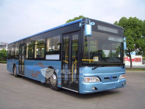 扬子江WG6120CHM型国Ⅳ后置柴油发动机城市客车