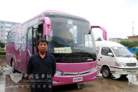 忻州汽运集团的闫总肯定大金龙产品的安全性能