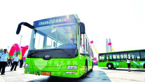 交付唐山的黄海天然气公交客车