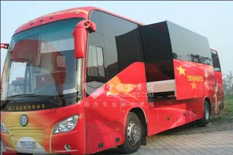 亮相曹妃甸国际节能环保产品技术展的海天纯电动客车