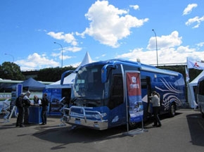 中通客车亮相2009悉尼客车展 9.3米凯驰大获各方青睐