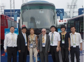 恒通客车打动客户  东博会现场签单