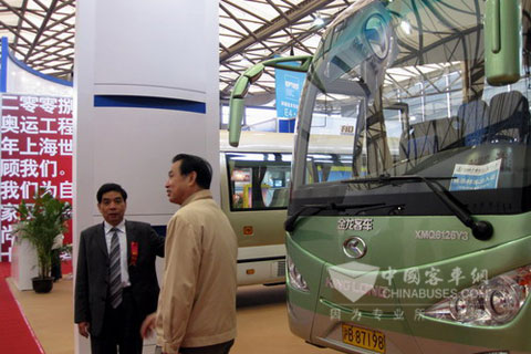 许多观众对大金龙品牌非常熟悉,评价很高