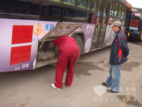 宇通启动暖风服务活动